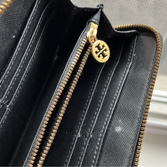 Tory Burch Leather Continental Wallet - Picture 5 of 7